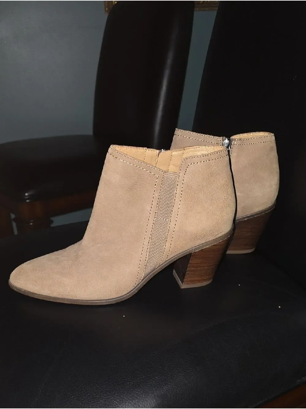 Franco Sarto‎ Shoes Womens Size 8 Taupe Suede-Look Pointed Ankle Booties Stylish